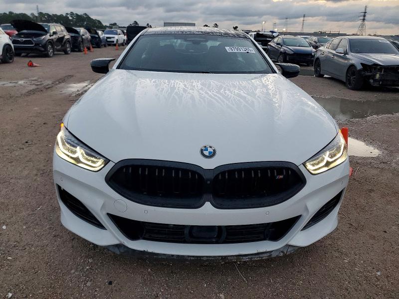 Photo 5 from auction – 2023 BMW M850XI with VIN WBAGV8C00PCL59929