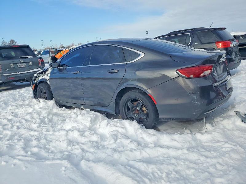 Photo 2 from auction – 2015 CHRYSLER 200 with VIN 1C3CCCAB7FN748802
