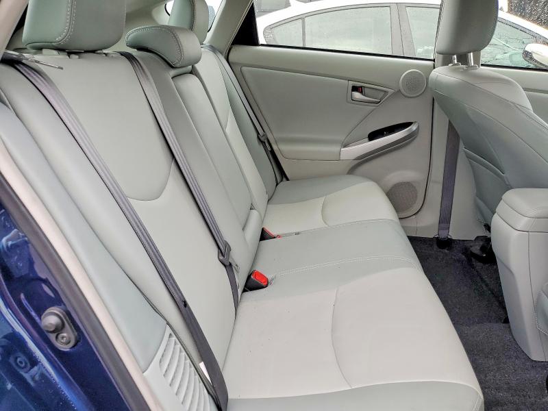 Photo 10 from auction – 2015 TOYOTA PRIUS with VIN JTDKN3DU2F0462027