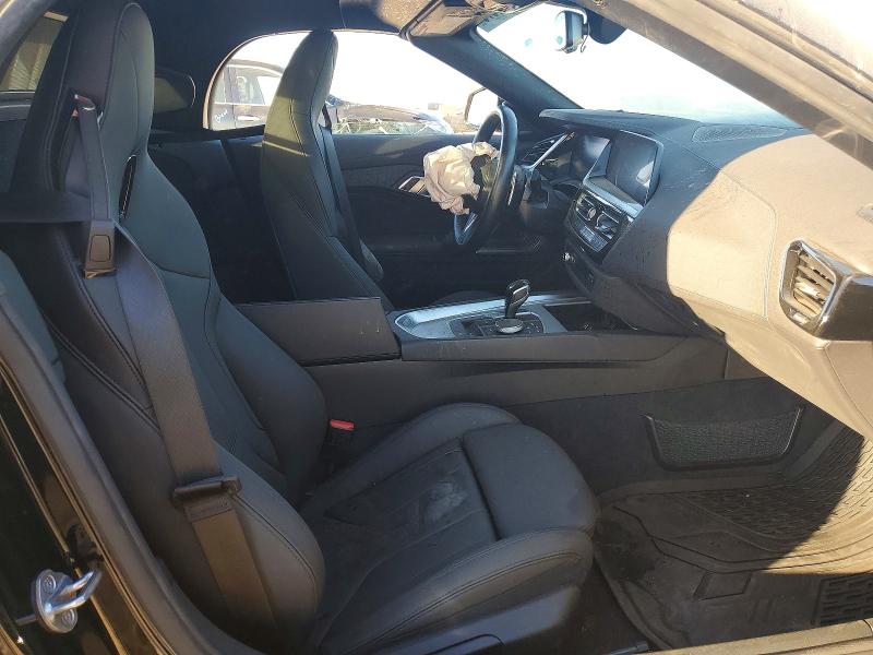 Photo 10 from auction – 2023 BMW Z4 with VIN WBAHF3C08PWY20846