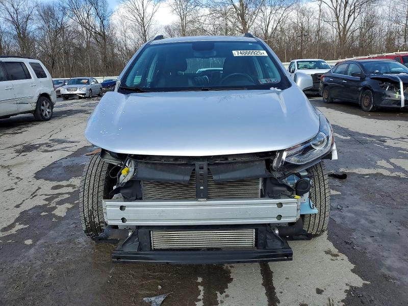 Фото 5 с аукциона – 2020 CHEVROLET TRAX 1LT с VIN KL7CJLSB3LB016015