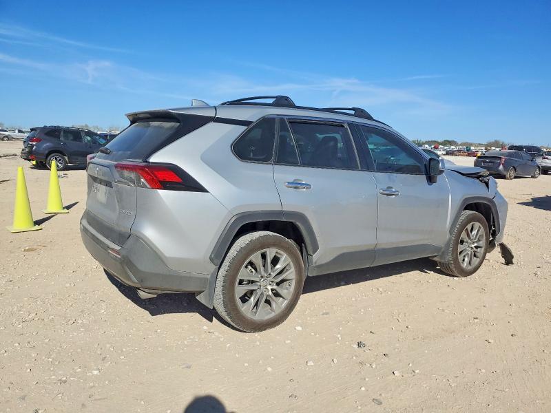 Photo 3 from auction – 2019 TOYOTA RAV4 LIMIT with VIN 2T3Y1RFVXKW035764