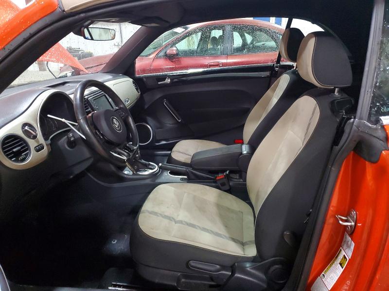 Photo 7 from auction – 2018 VOLKSWAGEN BEETLE S with VIN 3VW5DAAT2JM504604