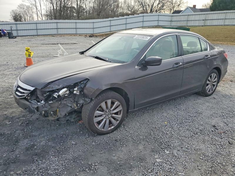 HONDA ACCORD 2011 with VIN 1HGCP2F80BA037761 - Photo from auction