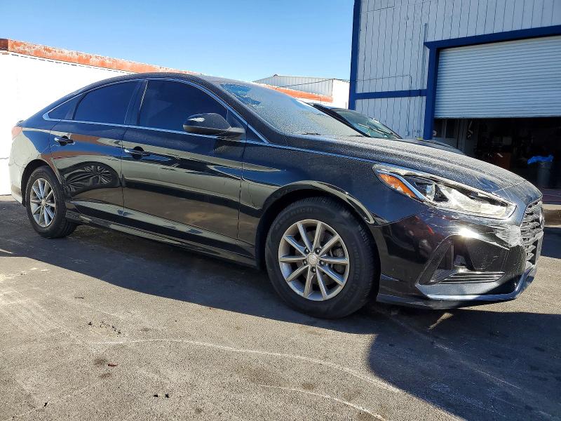 Photo 4 from auction – 2018 HYUNDAI SONATA with VIN 5NPE24AF8JH717678