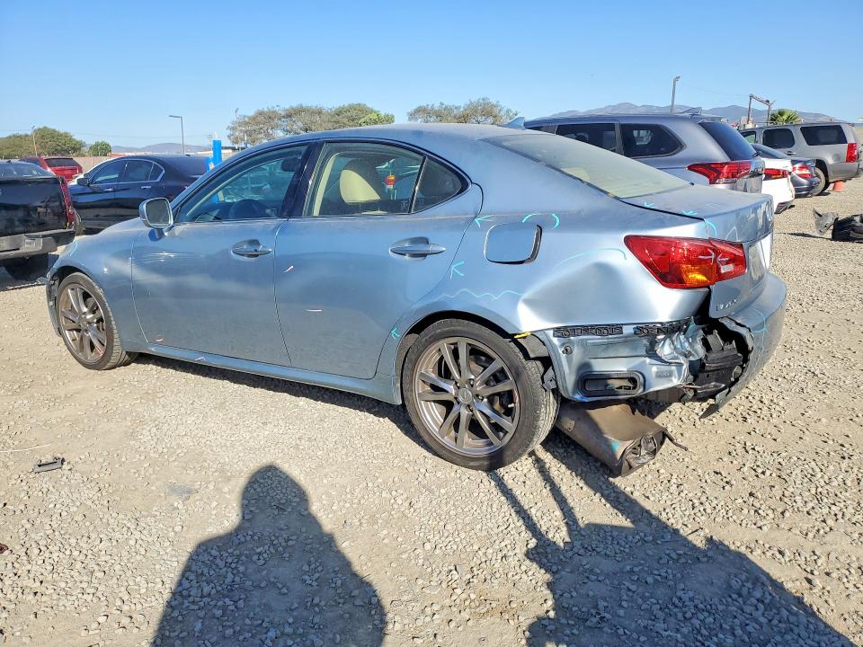 Photo 2 from auction – 2008 LEXUS IS with VIN JTHBK262582062404