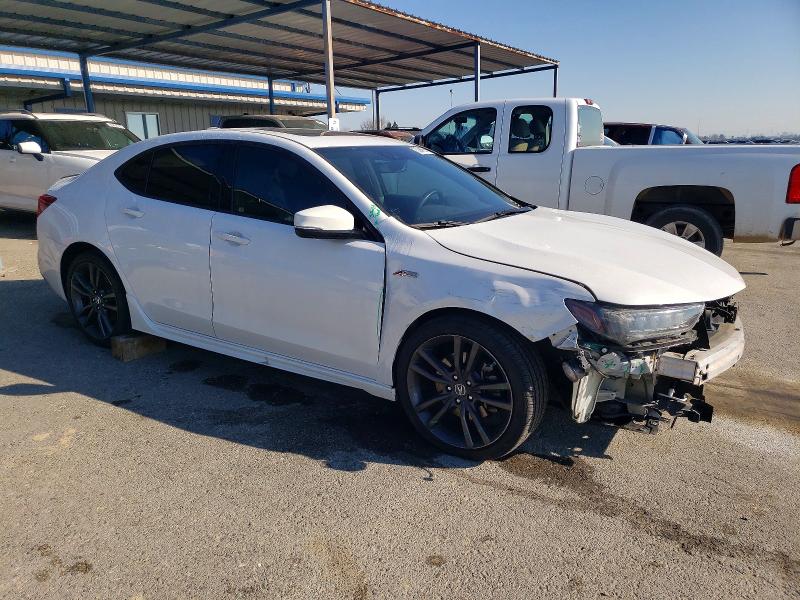 Photo 4 from auction – 2020 ACURA TLX TECHNO with VIN 19UUB2F6XLA002292