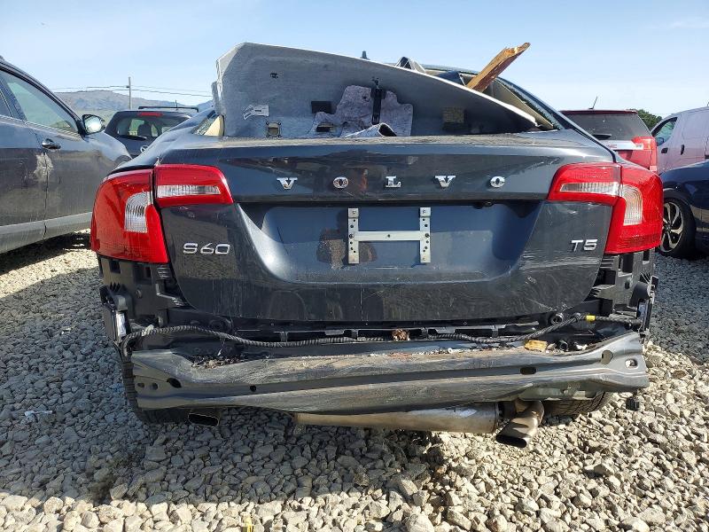 Photo 6 from auction – 2015 VOLVO S60 with VIN YV126MFM7F1352630