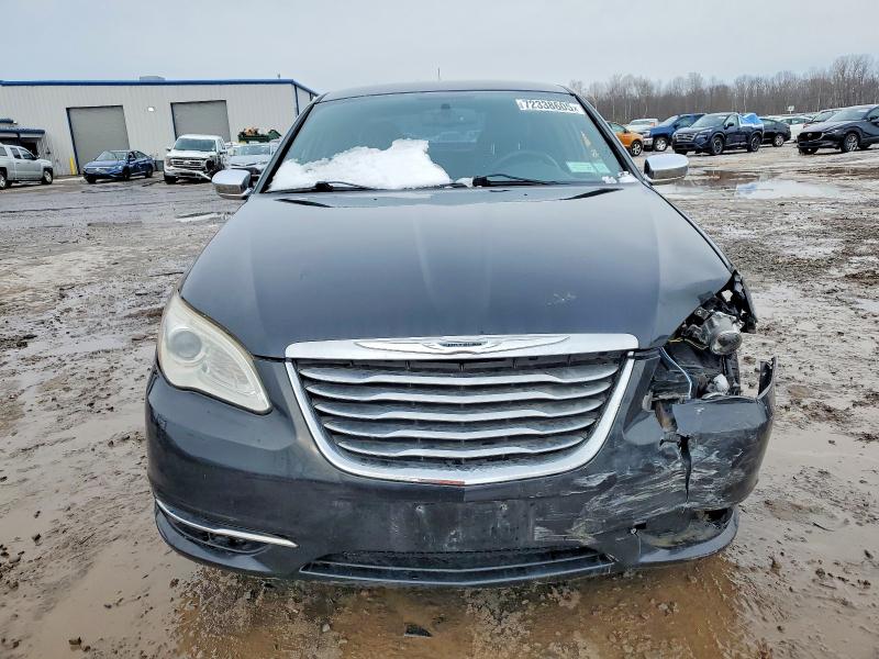 Photo 5 from auction – 2011 CHRYSLER 200 LIMITE with VIN 1C3BC2FG1BN518306