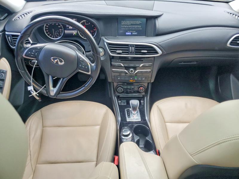 Photo 8 from auction – 2017 INFINITI QX30 BASE with VIN SJKCH5CP6HA035950