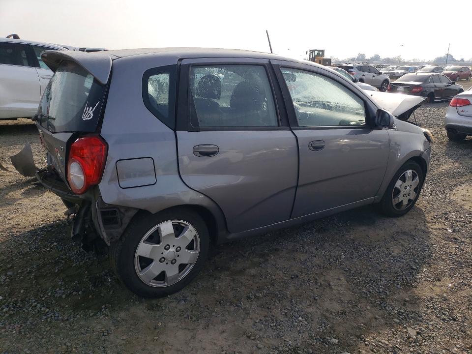 Photo 3 from auction – 2010 CHEVROLET AVEO with VIN KL1TG6DE3AB044721