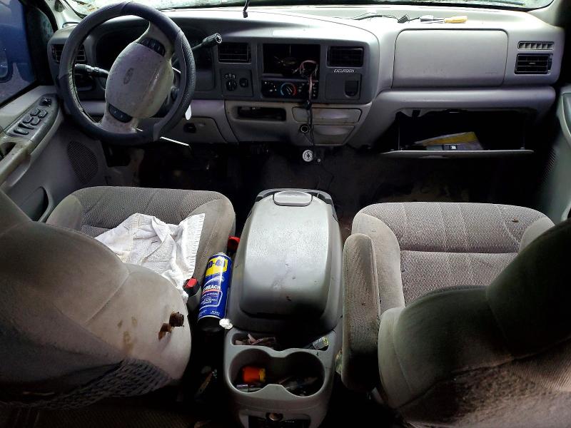 Photo 8 from auction – 2000 FORD EXCURSION with VIN 1FMNU41S7YEA13789