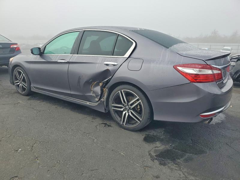 Photo 2 from auction – 2017 HONDA ACCORD with VIN 1HGCR2F53HA262880