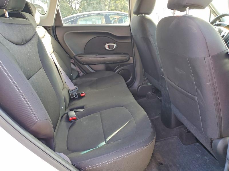 Photo 10 from auction – 2014 KIA SOUL with VIN KNDJN2A26E7089640