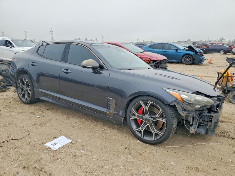 Photo 4 from auction – 2019 KIA STINGER GT with VIN KNAE55LC2K6053046