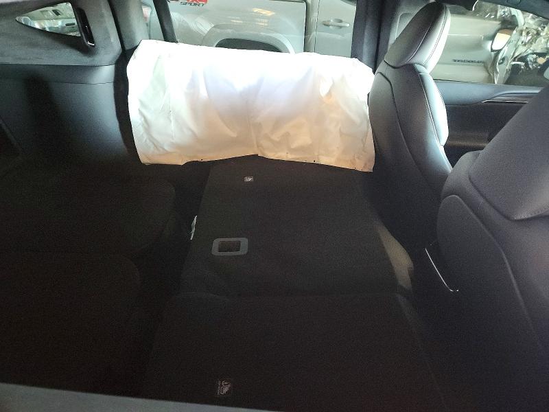 Photo 11 from auction – 2024 TESLA MODEL X with VIN 7SAXCAE58RF438833