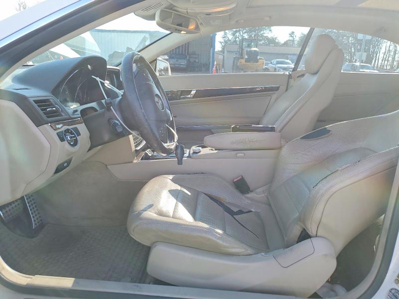 Photo 7 from auction – 2011 MERCEDES-BENZ E 350 with VIN WDDKJ5GB4BF083271