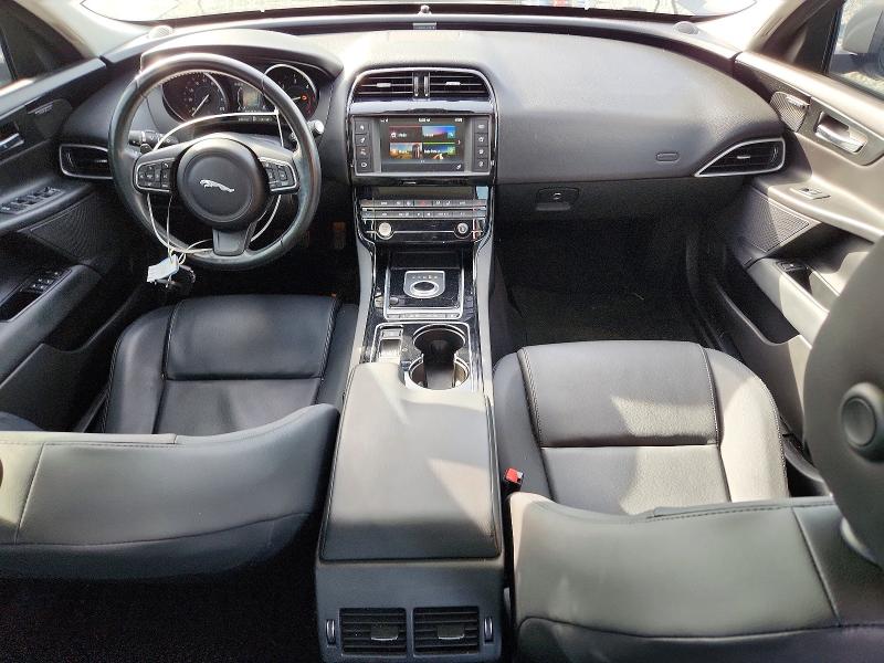 Photo 8 from auction – 2017 JAGUAR XE with VIN SAJAD4BN8HA952387