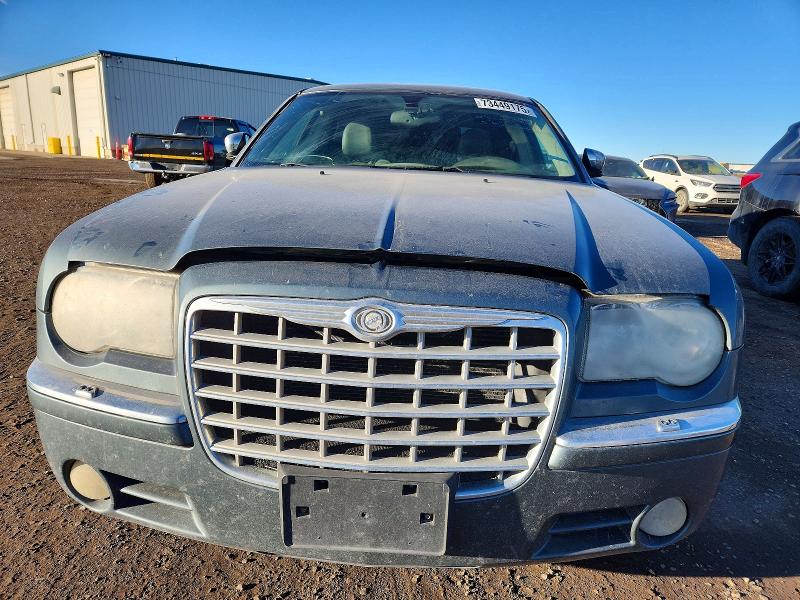 Photo 5 from auction – 2005 CHRYSLER 300C with VIN 2C3AA63H55H148433