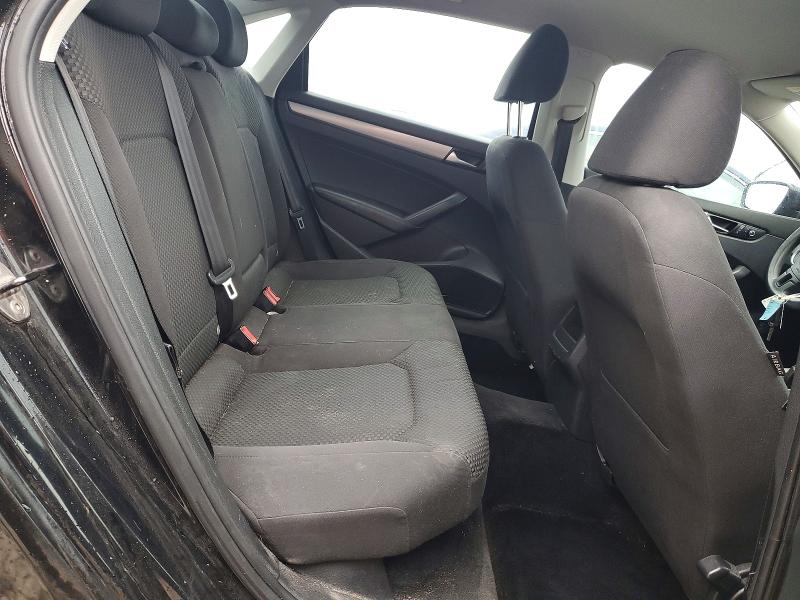 Photo 10 from auction – 2013 VOLKSWAGEN PASSAT S with VIN 1VWAP7A39DC119863