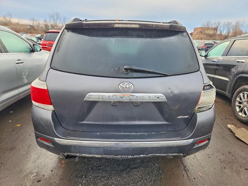 Photo 6 from auction – 2012 TOYOTA HIGHLANDER with VIN 5TDBK3EH3CS138121
