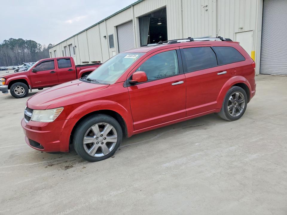 DODGE JOURNEY R/ 2010 with VIN 3D4PG6FV3AT120012 - Photo from auction