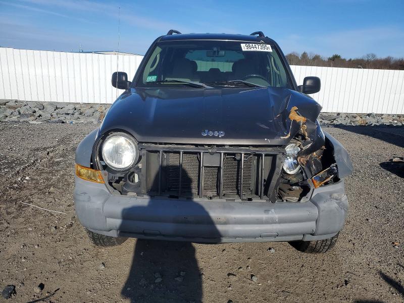 Photo 5 from auction – 2005 JEEP LIBERTY SP with VIN 1J4GL48K15W657696