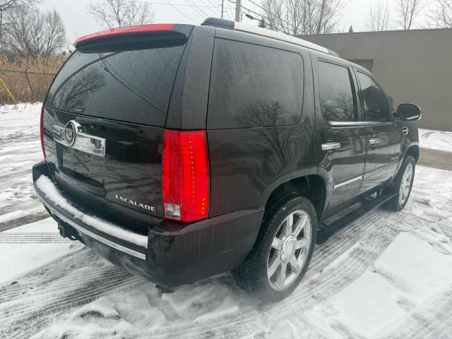 Photo 4 from auction – 2011 CADILLAC ESCALADE P with VIN 1GYS4CEF5BR277862
