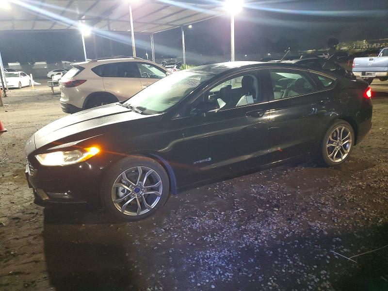 FORD FUSION SE 2017 with VIN 3FA6P0LU4HR301134 - Photo from auction