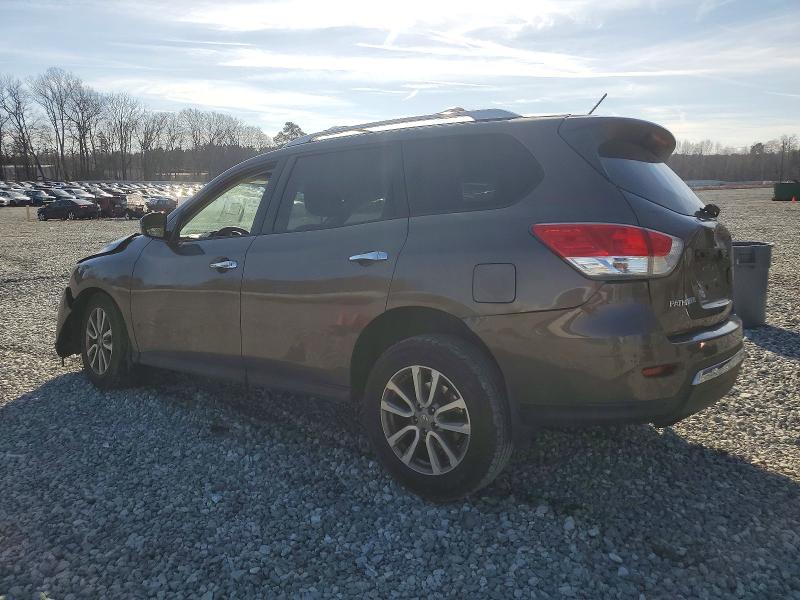 Photo 2 from auction – 2015 NISSAN PATHFINDER with VIN 5N1AR2MM2FC703315