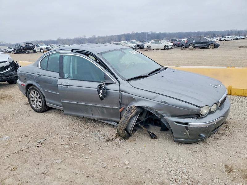 Photo 4 from auction – 2003 JAGUAR X-TYPE 2.5 with VIN SAJEA51D23XD44382