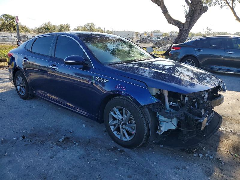 Photo 4 from auction – 2019 KIA OPTIMA LX with VIN 5XXGT4L30KG362219