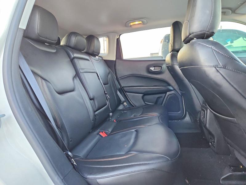 Photo 11 from auction – 2018 JEEP COMPASS with VIN 3C4NJCCB7JT357892