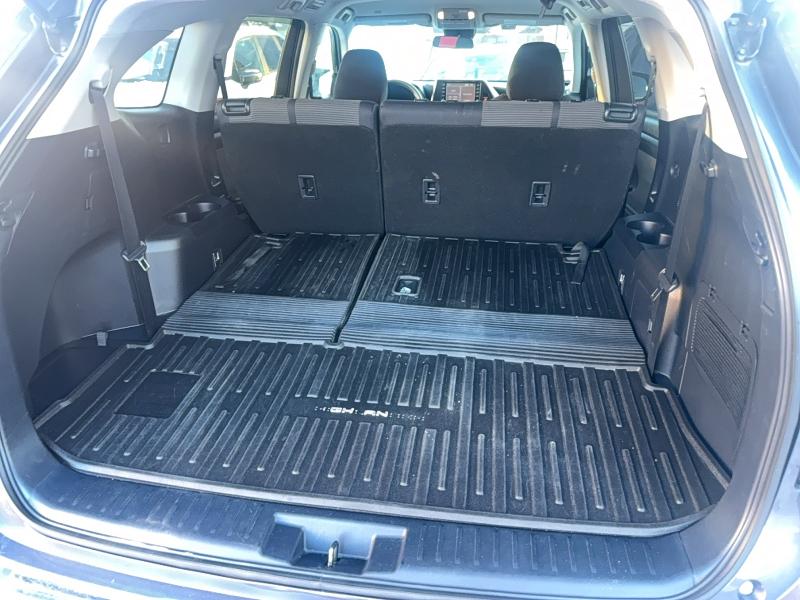 Photo 13 from auction – 2021 TOYOTA HIGHLANDER with VIN 5TDCZRBH6MS528171