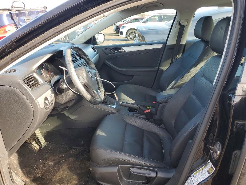 Photo 7 from auction – 2011 VOLKSWAGEN JETTA TDI with VIN 3VWLL7AJ7BM124090