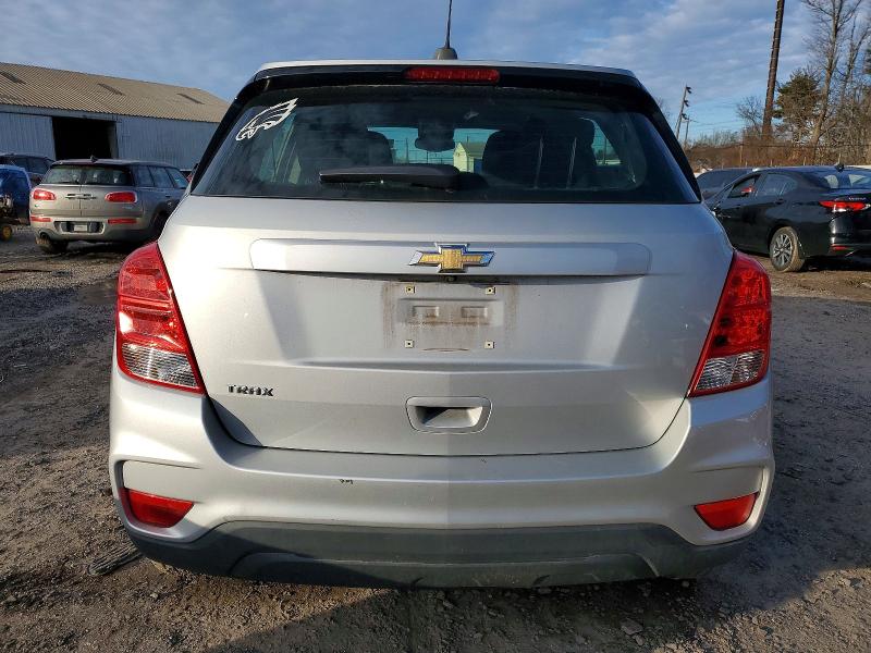 Photo 6 from auction – 2019 CHEVROLET TRAX LS with VIN 3GNCJKSB1KL355423