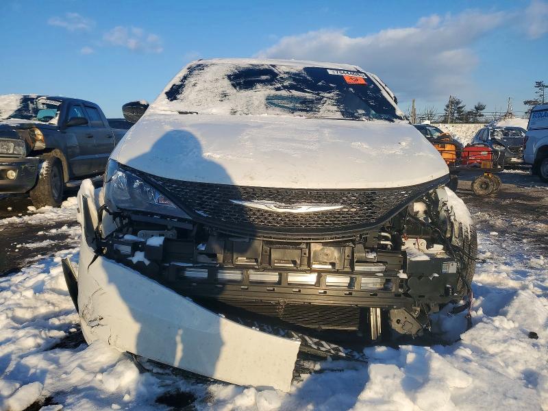 Photo 5 from auction – 2025 CHRYSLER VOYAGER with VIN 2C4RC1CG5SR611518
