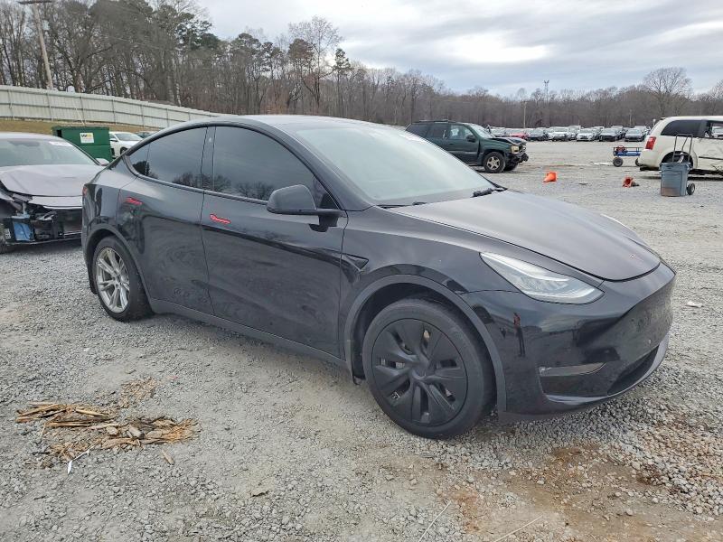 Photo 4 from auction – 2021 TESLA MODEL Y with VIN 5YJYGDEE0MF192229