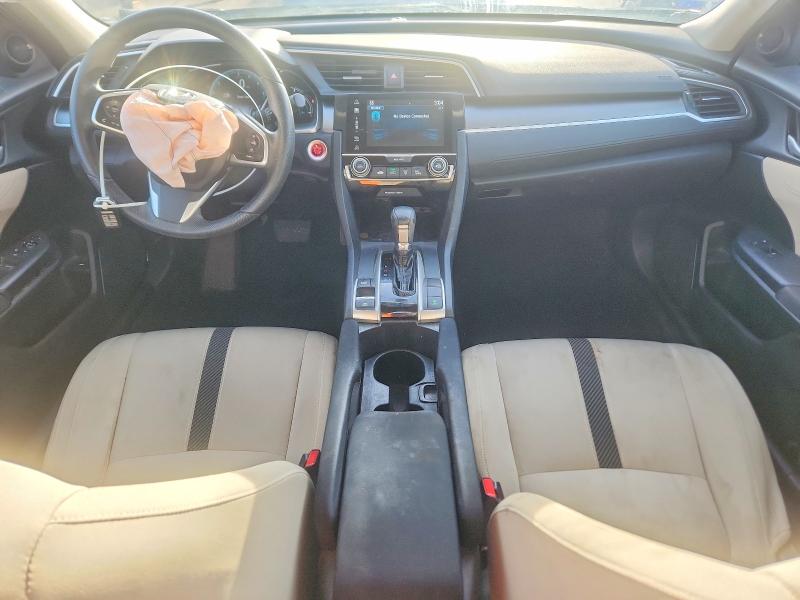 Photo 8 from auction – 2017 HONDA CIVIC EX with VIN 2HGFC2F73HH537763
