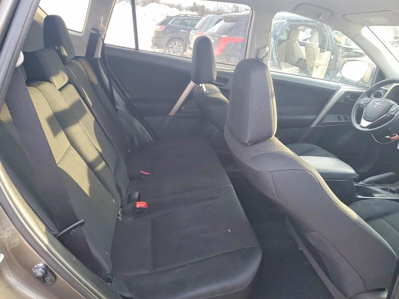 Photo 11 from auction – 2015 TOYOTA RAV4 LE with VIN 2T3BFREV1FW369843