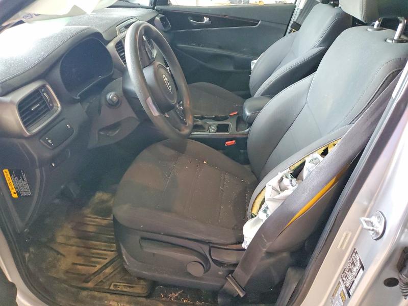 Photo 7 from auction – 2016 KIA SORENTO LX with VIN 5XYPGDA36GG008408