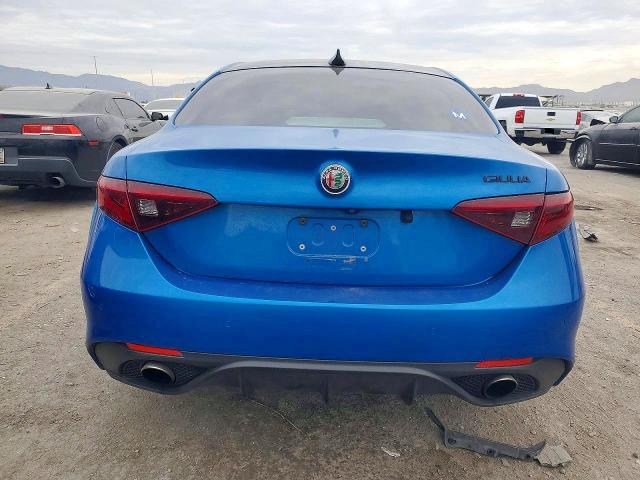Photo 6 from auction – 2018 ALFA ROMEO GIULIA TI with VIN ZARFAECN3J7597137