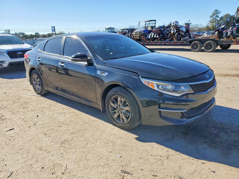 Photo 4 from auction – 2016 KIA OPTIMA LX with VIN 5XXGT4L33GG024305