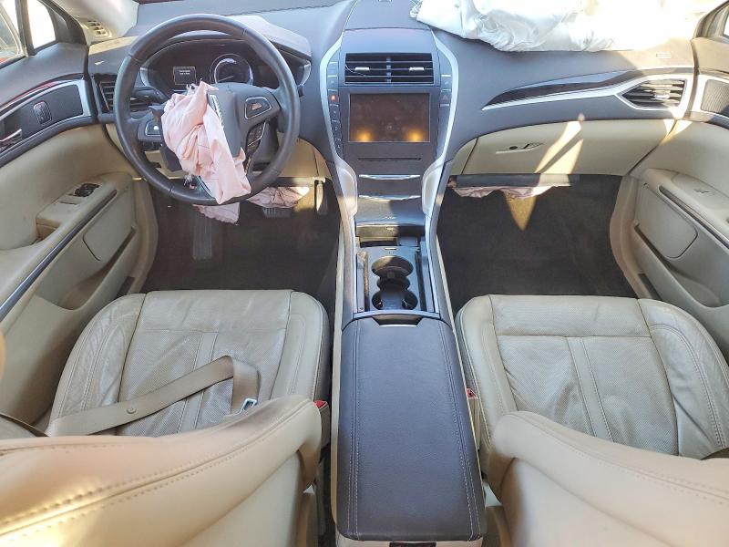 Photo 8 from auction – 2015 LINCOLN MKZ with VIN 3LN6L2LU5FR622772