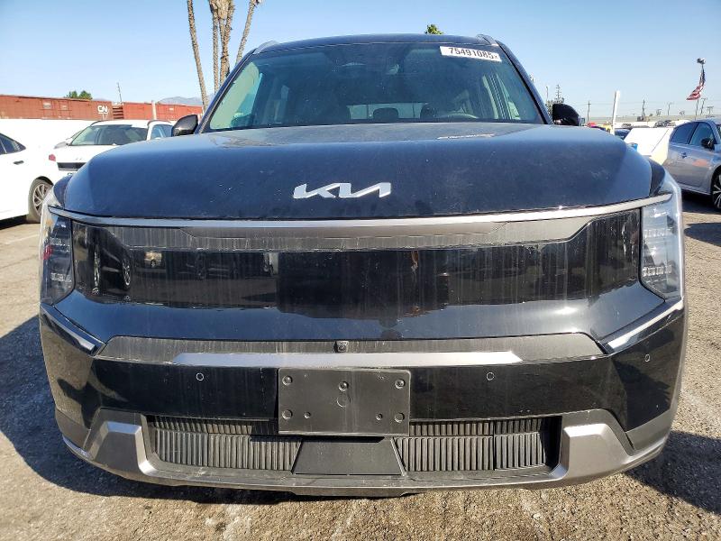 Photo 5 from auction – 2026 KIA EV9 with VIN 5XYAFFS51TG010792