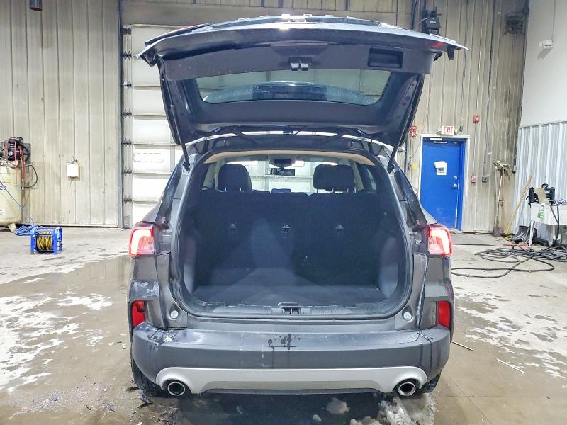 Photo 6 from auction – 2020 FORD ESCAPE SE with VIN 1FMCU9G6XLUA64717
