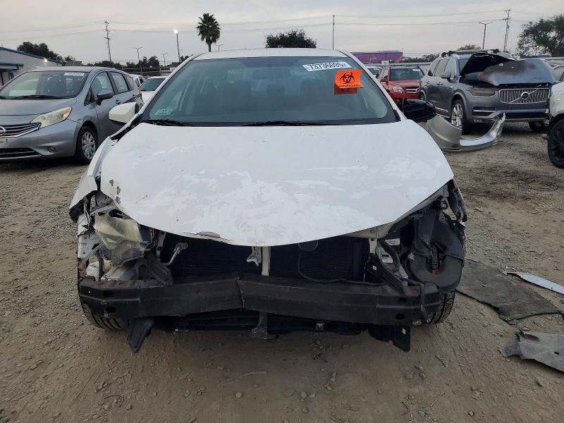 Photo 5 from auction – 2015 TOYOTA COROLLA with VIN 5YFBURHE2FP271805