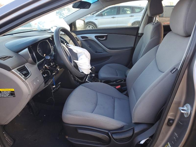 Photo 7 from auction – 2012 HYUNDAI ELANTRA GL with VIN 5NPDH4AE7CH114211