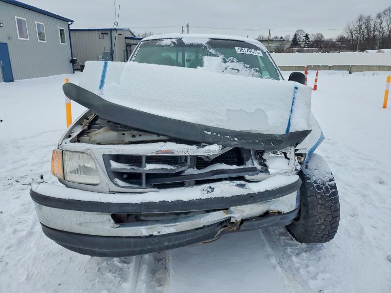 Photo 5 from auction – 1997 FORD F150 with VIN 1FTDF1728VNA54816