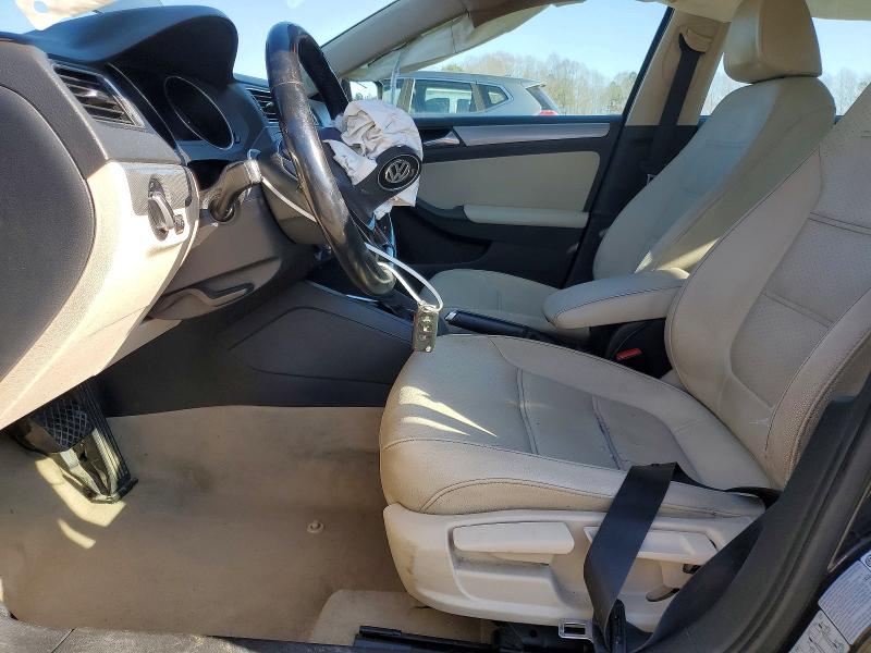 Photo 7 from auction – 2015 VOLKSWAGEN JETTA SE with VIN 3VWD07AJ2FM279147